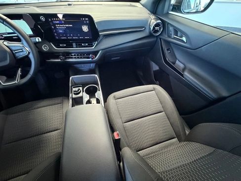 Used 2026 Chevrolet Equinox LT AWD/4WD image 24