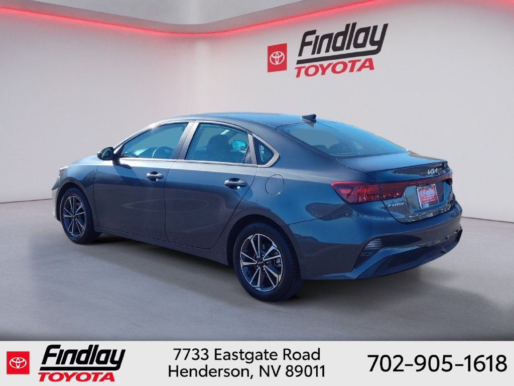 Used 2023 Kia Forte LXS FWD image 3