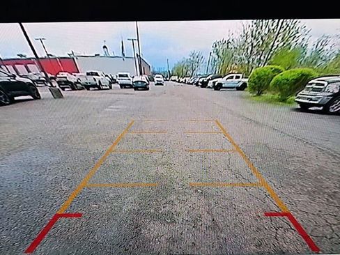 New 2026 Chevrolet Trax RS w/ Sunroof Package image 15