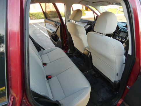 Used 2018 Subaru Forester 2.5i w/ Alloy Wheel Package image 35