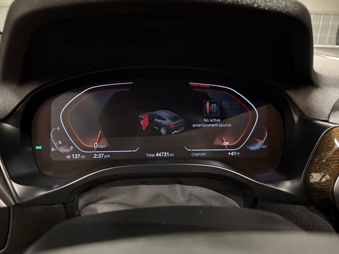 Used 2022 BMW X4 xDrive30i image 9