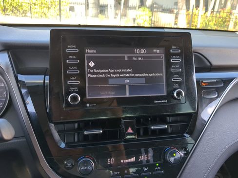 Used 2023 Toyota Camry SE image 23