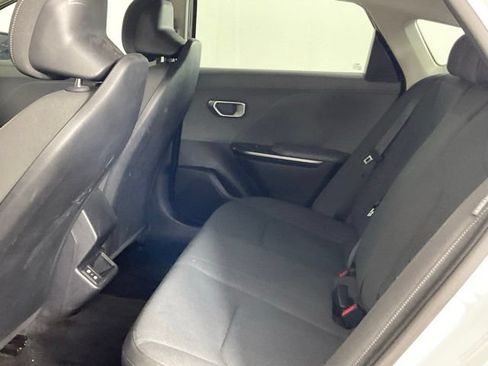 Used 2025 Kia K4 FWD image 12