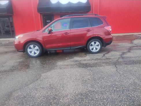 Used 2015 Subaru Forester 2.5i Limited image 9