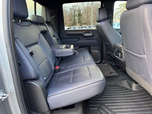 Used 2024 Chevrolet Silverado 3500 High Country w/ High Country Premium Package image 31