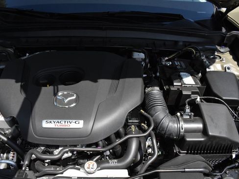 New 2025 MAZDA CX-30 Carbon image 9