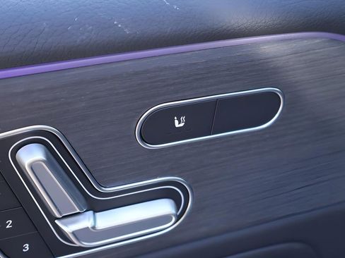 New 2026 Mercedes-Benz GLB 250 4MATIC image 15