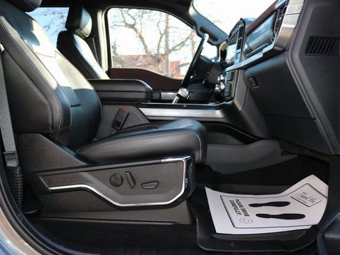 Used 2023 Ford F150 Lariat image 33