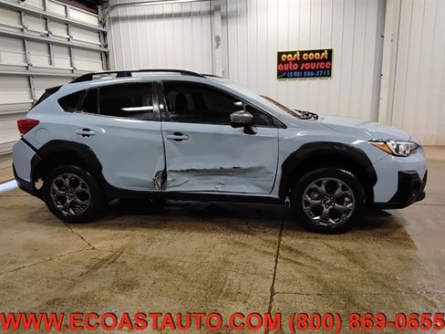 Used 2022 Subaru Crosstrek 2.5i Sport w/ Moonroof Package image 2