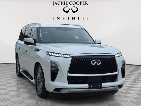 Certified 2025 INFINITI QX80 Sensory AWD/4WD image 3