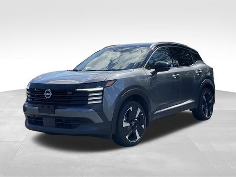 Certified 2025 Nissan Kicks SR AWD/4WD image 2