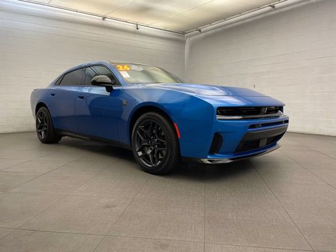 Certified 2026 Dodge Charger Scat Pack w/ Blacktop Package AWD/4WD image 6