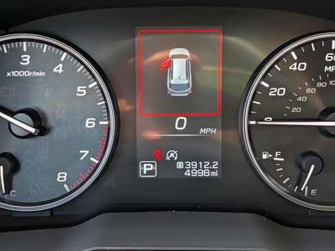 Used 2025 Subaru Outback Premium image 26