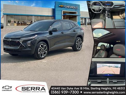 Used 2025 Chevrolet Trax RS w/ Sunroof Package FWD image 1