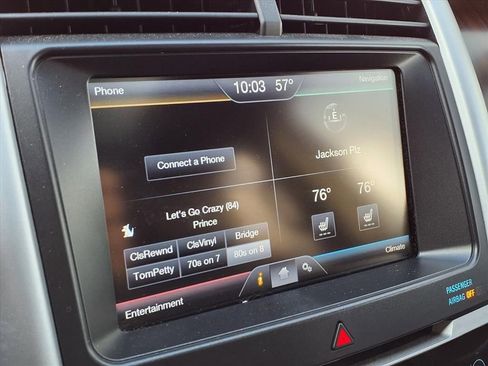 Used 2013 Ford Edge Limited image 21