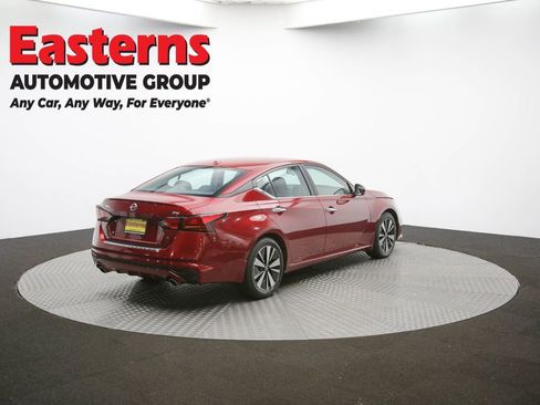 Used 2021 Nissan Altima 2.5 SV w/ SV Premium Package image 40
