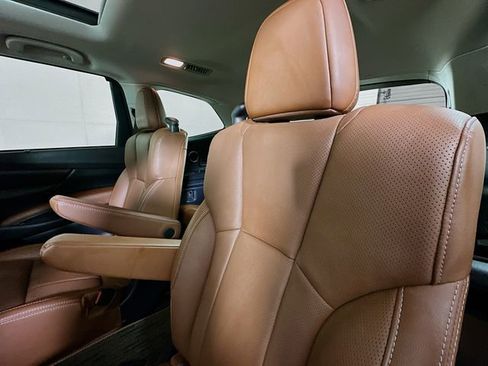 Used 2023 Subaru Ascent Touring image 26