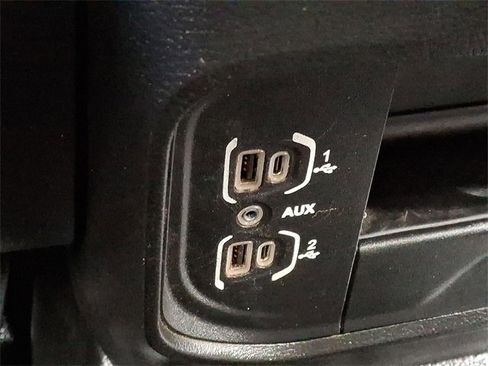 Used 2022 RAM 5500 Tradesman w/ Chrome Appearance Group image 24