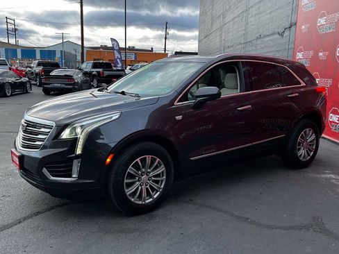Used 2019 Cadillac XT5 Luxury FWD image 3