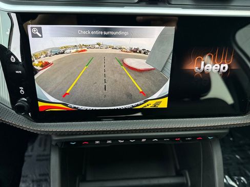 New 2026 Jeep Cherokee Laredo image 23