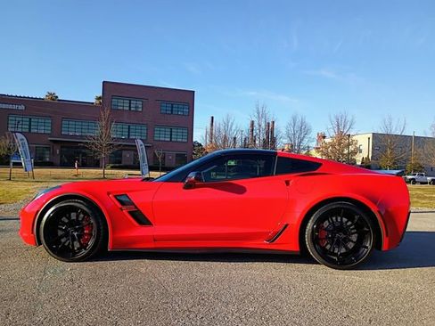 Used 2017 Chevrolet Corvette Grand Sport image 8