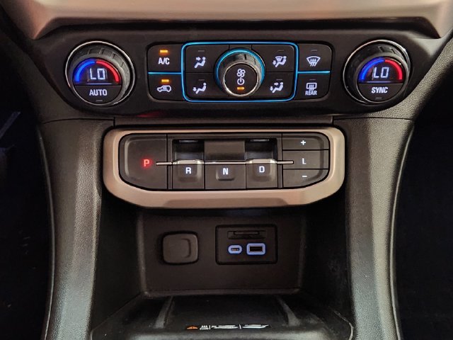 Used 2021 GMC Acadia Denali w/ Denali Technology Package FWD image 19