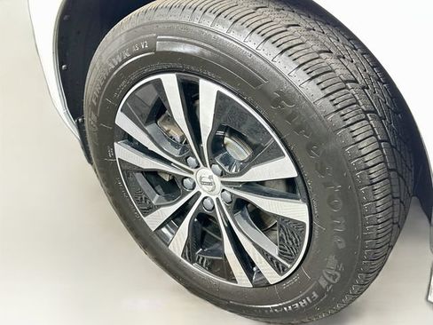 Used 2023 Volvo XC60 B5 Core AWD/4WD image 31