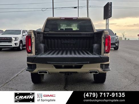 Used 2023 GMC Sierra 1500 AT4 AWD/4WD image 7