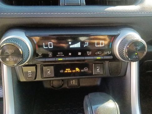 Used 2024 Toyota RAV4 XLE w/ Convenience Package AWD/4WD image 27
