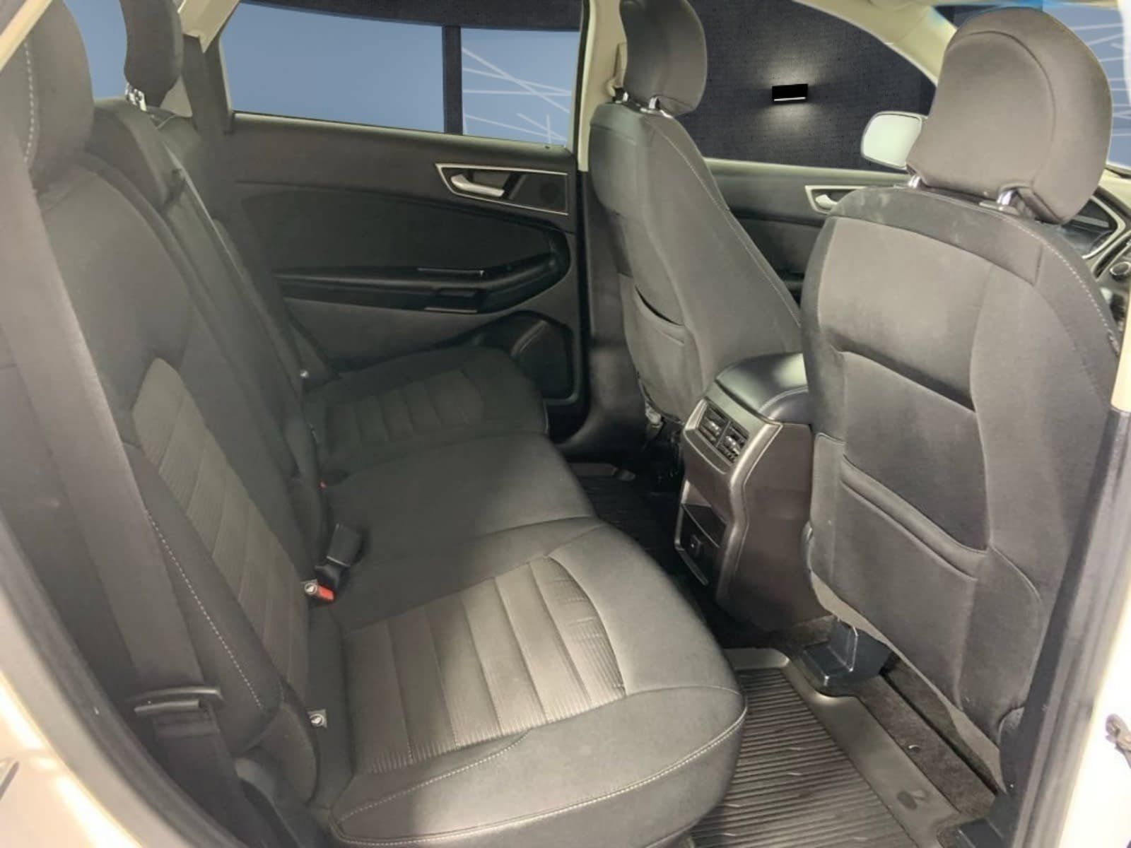 Used 2017 Ford Edge SEL AWD/4WD image 13