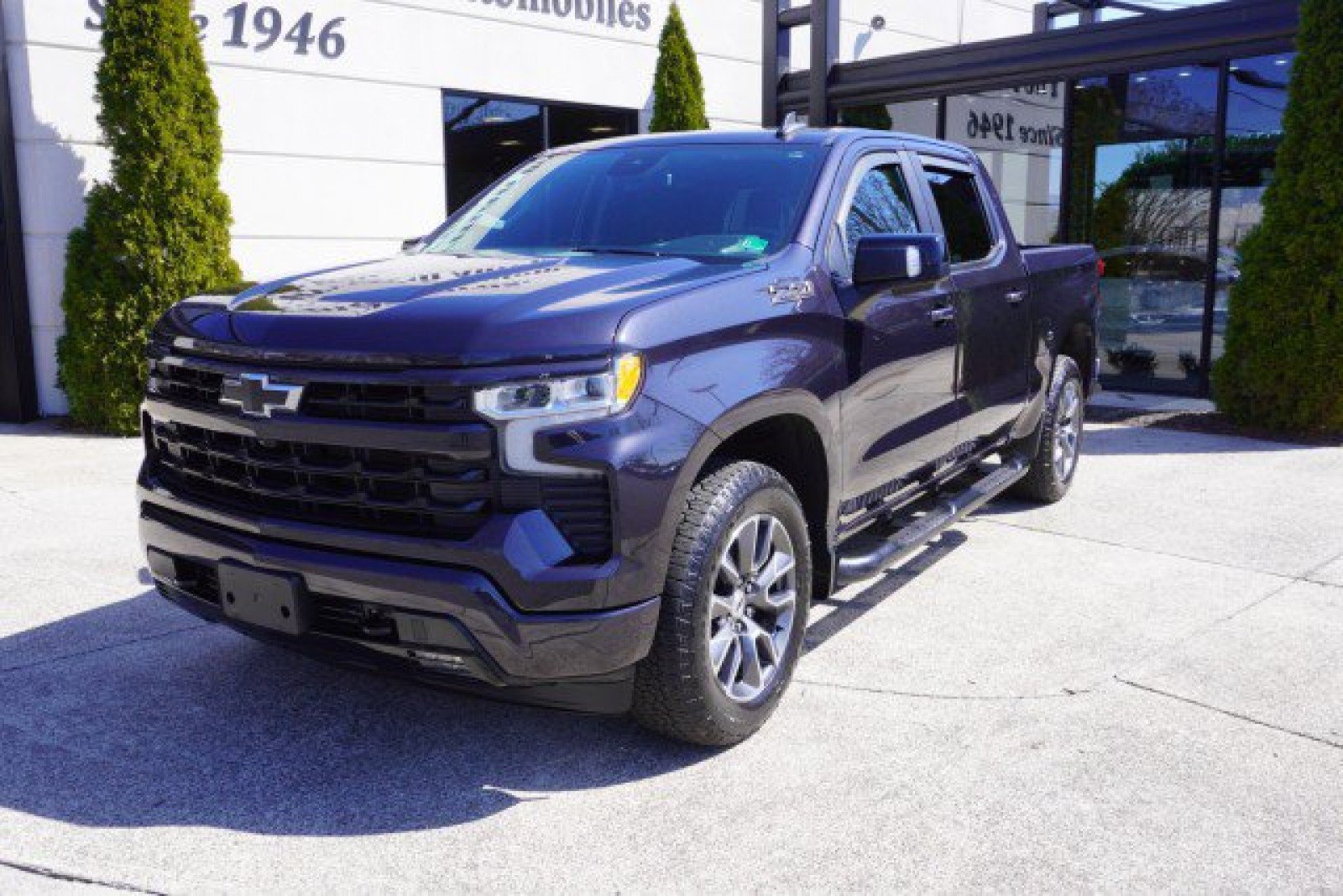 Used 2022 Chevrolet Silverado 1500 RST w/ All Star Edition Plus AWD/4WD image 2