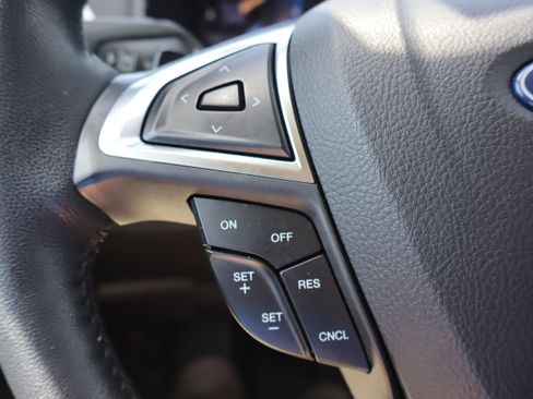 Used 2024 Ford Edge SEL w/ Convenience Package AWD/4WD image 16
