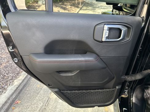 Used 2022 Jeep Gladiator Rubicon w/ LED Lighting Group image 24