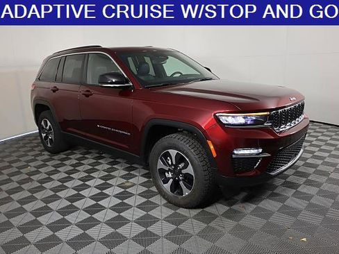 Used 2024 Jeep Grand Cherokee Limited 4xe AWD/4WD image 2