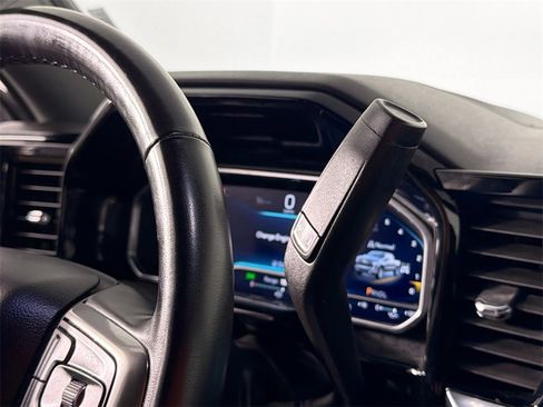 Used 2024 Chevrolet Silverado 1500 LT image 16