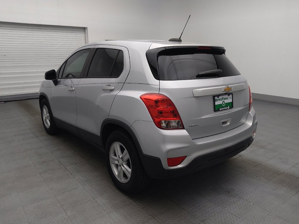 Used 2020 Chevrolet Trax LS w/ Tint and Cruise Package FWD image 5