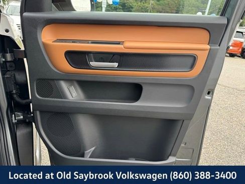 New 2025 Volkswagen ID. Buzz Pro S RWD image 29