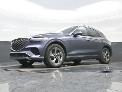 New 2026 Genesis GV70 2.5T Select image 13