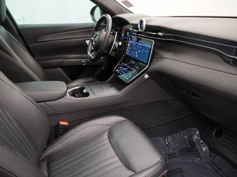 Used 2023 Maserati Grecale Modena image 47