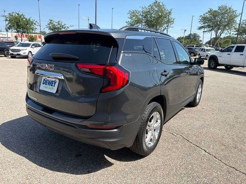 Used 2018 GMC Terrain SLE w/ Driver Convenience Package FWD image 5