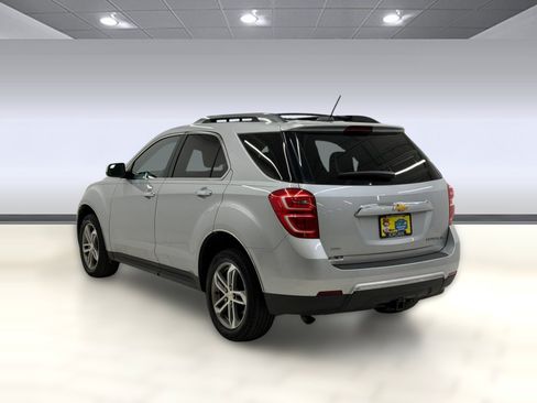 Used 2016 Chevrolet Equinox LTZ w/ Enhanced Convenience Package AWD/4WD image 2
