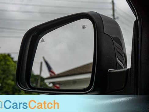 Used 2021 Jeep Grand Cherokee Laredo RWD image 30