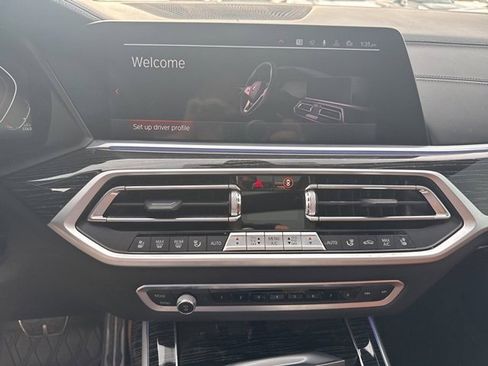 Used 2022 BMW X7 M50i w/ Executive Package image 14
