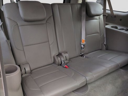 Used 2015 Chevrolet Suburban LTZ AWD/4WD image 28