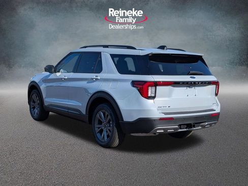 New 2026 Ford Explorer Active AWD/4WD image 8