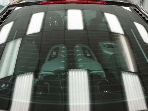 Used 2015 Audi R8 V10 plus w/ Full Leather Package image 36