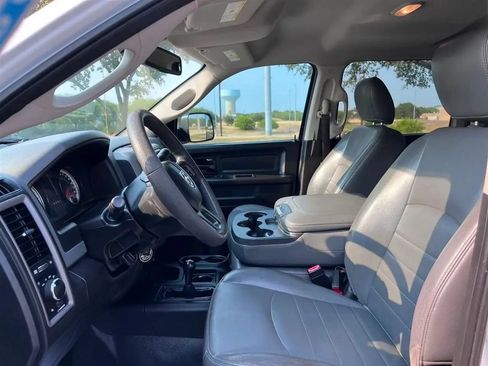 Used 2018 RAM 3500 Tradesman w/ Chrome Appearance Group AWD/4WD image 19