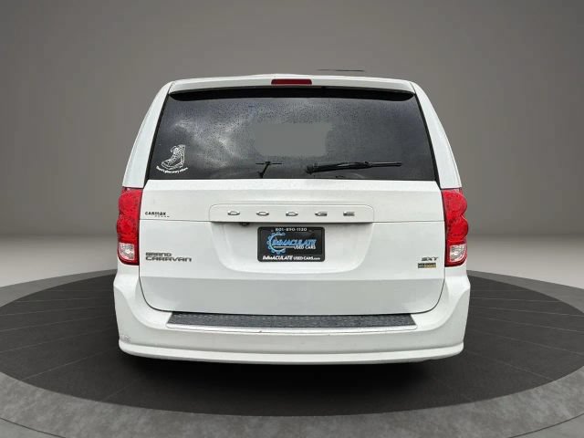 Used 2019 Dodge Grand Caravan SXT FWD image 4