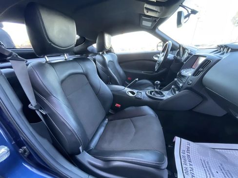 Used 2013 Nissan 370Z Touring w/ Sport Pkg RWD image 13