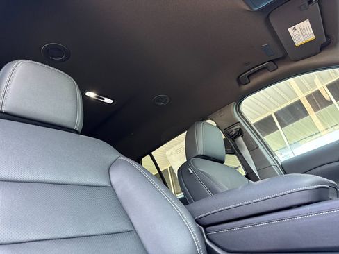 New 2026 Chevrolet Traverse LT w/ Midnight/Sport Edition FWD image 17